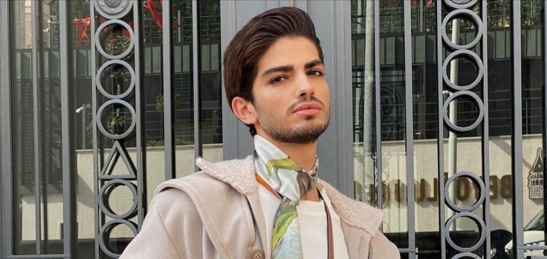 أوسكار Oscar Kraye يشارك المتابعين ب جريئة من تركيا