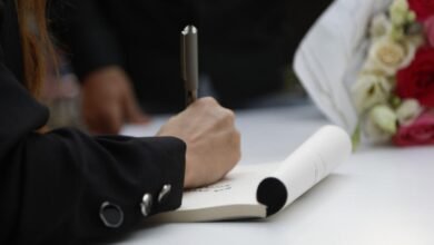 ريم إبراهيم تطلق كتابها الأول كبرياء في حداد صورة توضيحية - ريم إبراهيم تطلق كتابها الأول كبرياء في حداد