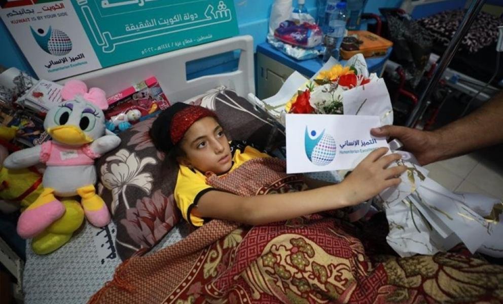 صورة مميزة: جمعية كويتية تقدم مساعدات إنسانية لقطاع غزة