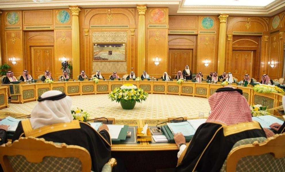 صورة مميزة: السعودية.. رفع رسوم تجديد تأشيرات الخروج والعودة