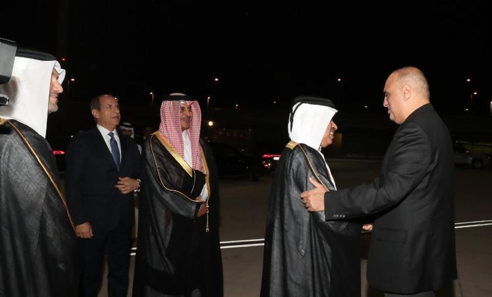 صورة مميزة: رئيس الوزراء الأردني يصل الدوحة في زيارة عمل