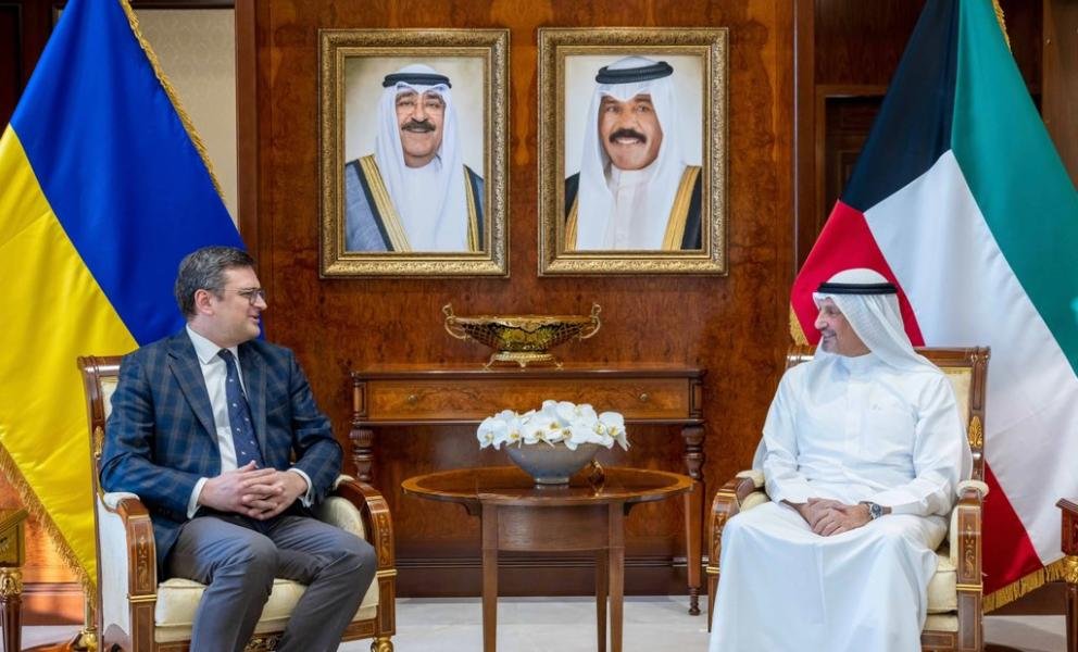 وزير خارجية أوكرانيا يدعو الكويت للمساهمة بإعمار بلاده - صورة مميزة صورة مميزة: وزير خارجية أوكرانيا يدعو الكويت للمساهمة بإعمار بلاده