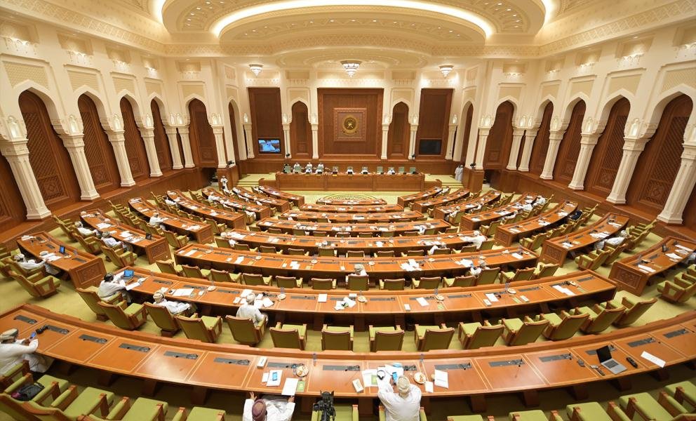 883 مرشحاً لعضوية الشورى العُماني