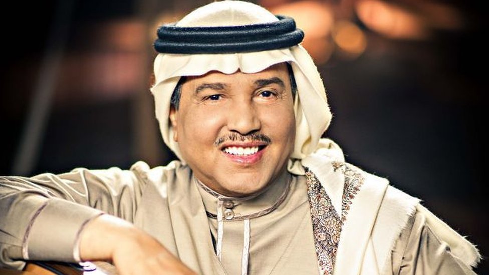 الفنان محمد عبده أنا مقصر بأداء الفلكلور النجراني