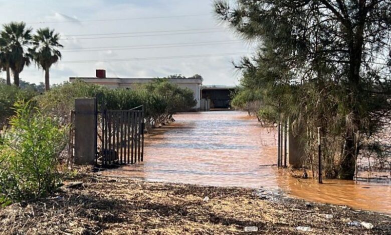 Photo of القبض على رئيس بلدية درنة ومسؤولين آخرين بعد كارثة الفيضانات في ليبيا