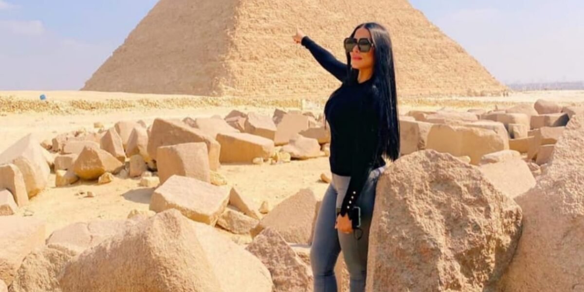 الإعلامية Noura Akremi تخوض تجربتها الأولى في عالم التمثيل من خلال مربع برمودة
