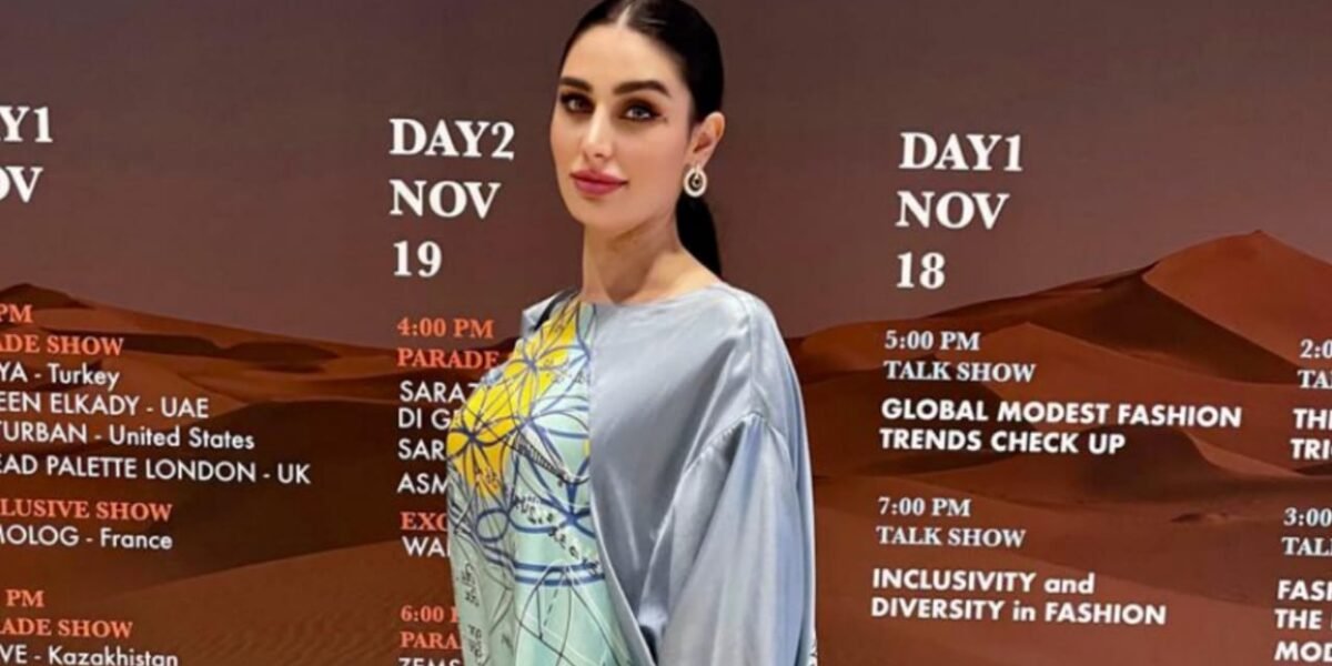 Leen Clive Dubai Modest Fashion Week Convenes with Conservative, Chic Designs