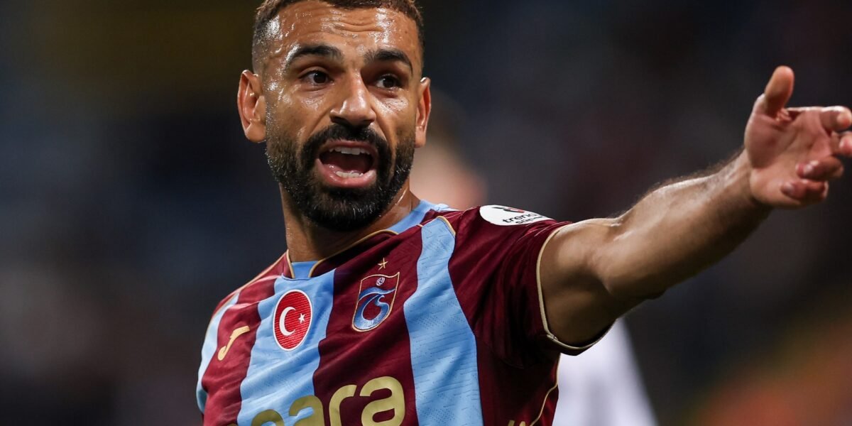 أبو تريكة يتغنى بماركة صلاح الخاصة في فوز طرابزون