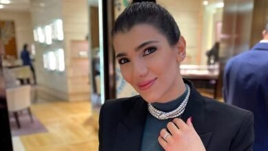 أنوار ابو حمدان تخطف الأنظار بإطلالة أنيقة