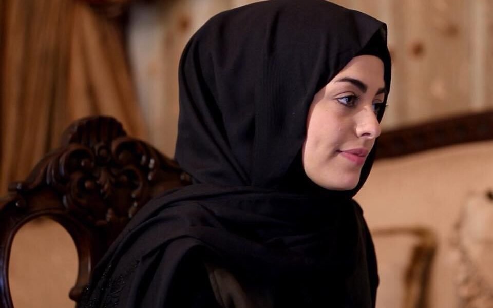 صورة مميزة: إسراء أبوطعام تكتب لبنان أصبح موبوءاً على كافة الأصعدة والطبقة الحاكمة فشلت في لجم الأزمة
