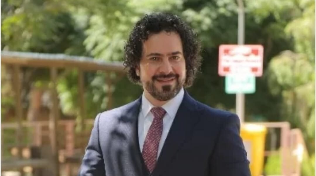 صورة مميزة: الدكتور صفوان العدوان يصدر الكتاب الأول من نوعه في الأردن مجمع الجلدية والتجميل والليزر