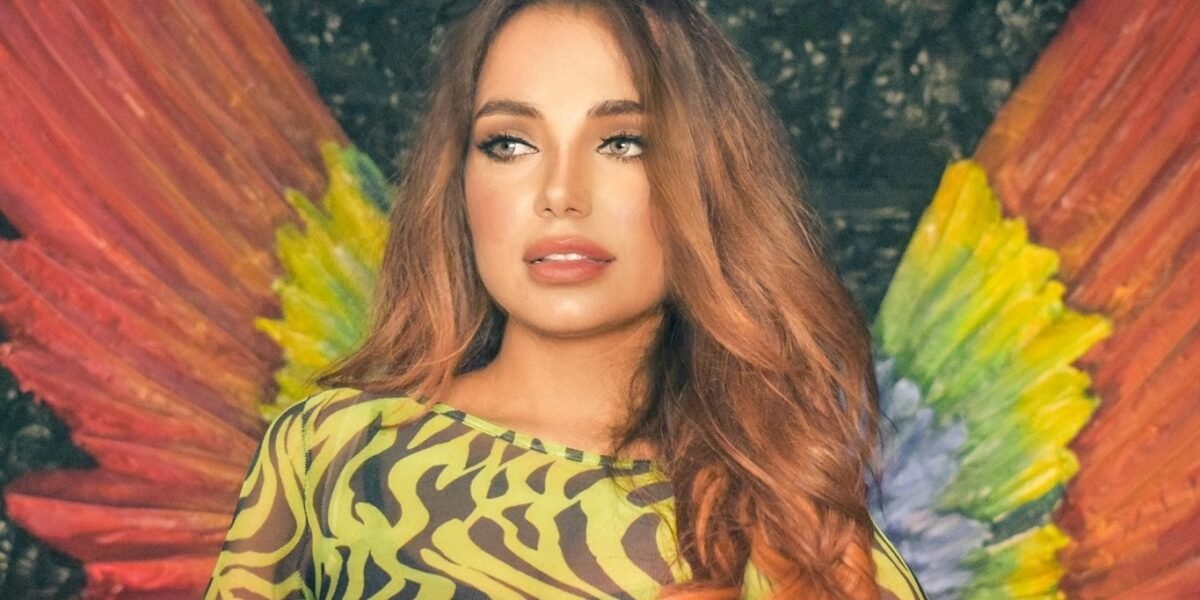 الفنانة اللبنانية جنى في لقاء عبر خبر عاجل TV أول فنانة عربية تقدم حفل مباشر عبر تطبيق تيك توك - صورة مميزة الفنانة اللبنانية جنى في لقاء عبر خبر عاجل TV أول فنانة عربية تقدم حفل مباشر عبر تطبيق تيك توك