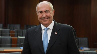 النائب فؤاد مخزومي شعلة الحق والحماية لأموال الشعب