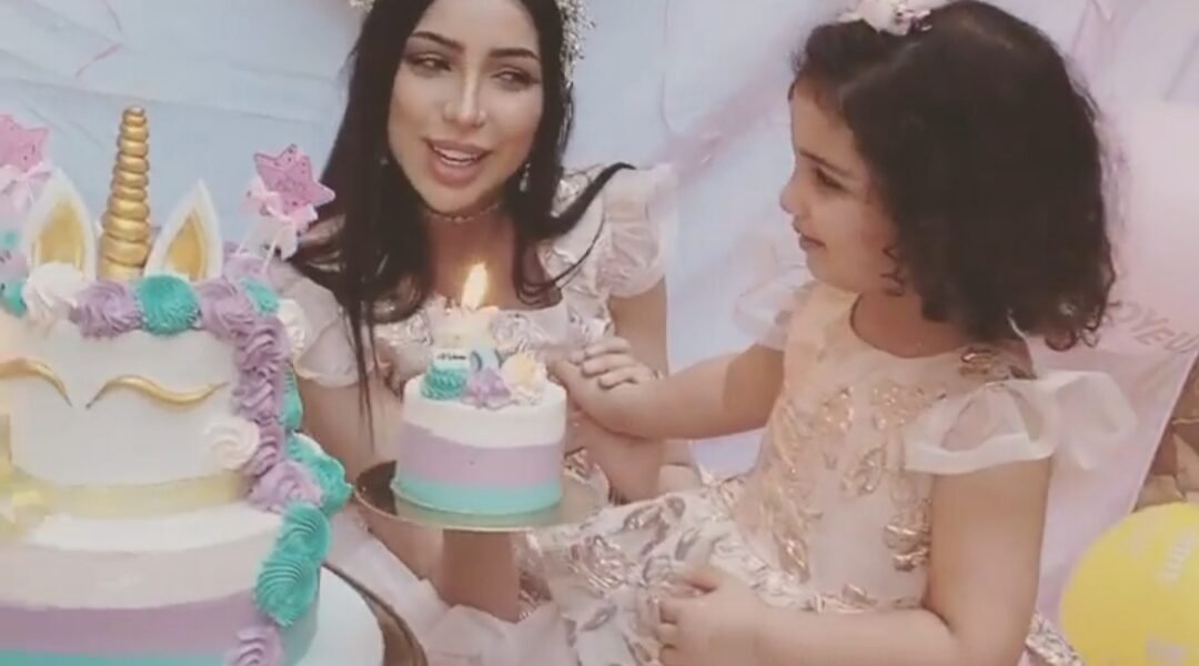 صورة مميزة: النجمة دنيا بطمة تحتفل بعيد ابنتها غزل وعلقت على منشورها بكلمات مؤثرة