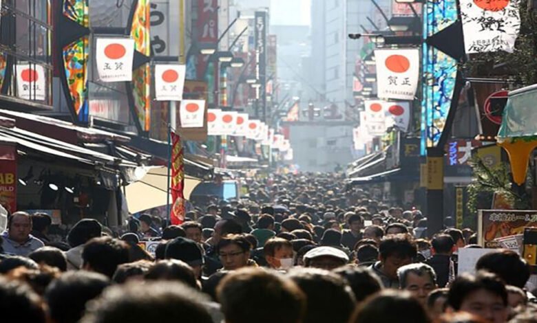 انخفاض عدد اليابانيين بنحو 800 ألف شخص