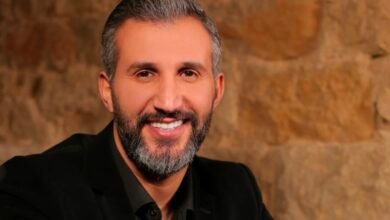 بعد نجاح أغنية ماجد المهندس وأغنية اليوم الوطني «يا إماراتي أيمن قميحة يغرد خارج المنافسة في «تعا خبيك» لرحمة رياض