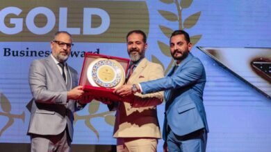 دكتور أحمد أسمر يحصد الجائزة الذهبية من اللوبي الاقتصادي الدولي