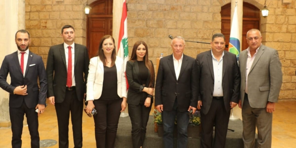 شنتال خليل تطلق موقعها PRESS LEBANON بحضور شخصيات سياسية و إعلامية
