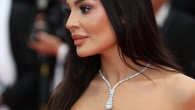 نادين نسيب نجيم تتألق بإطلالة لؤلؤية ساحرة في كان 2025