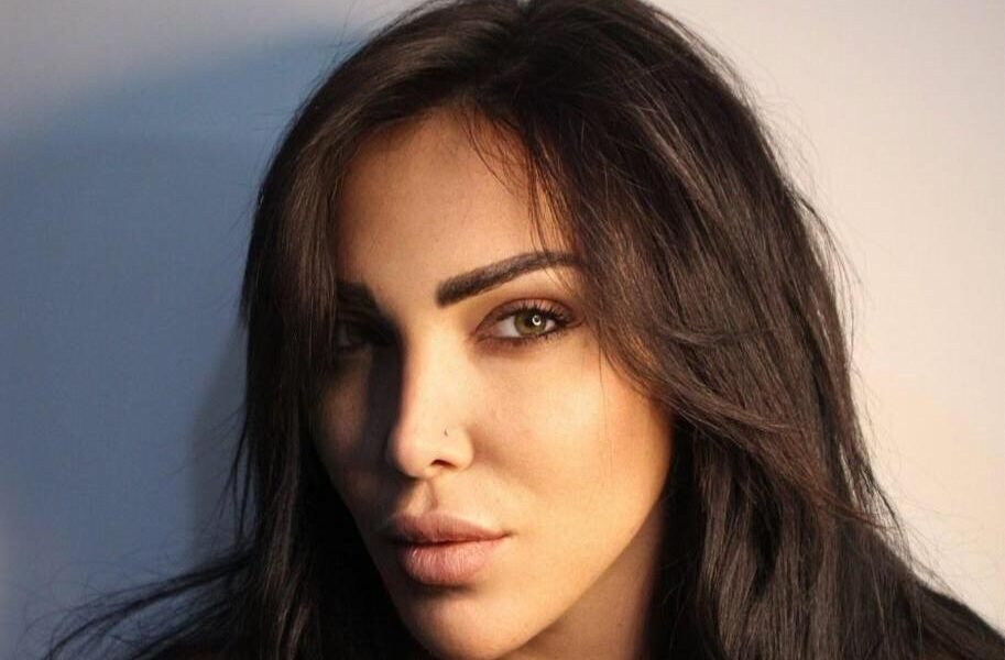 صورة مميزة: نتالي حجيج الشهيرة بـ جعدانيستا جميلة قلباً وقالباً