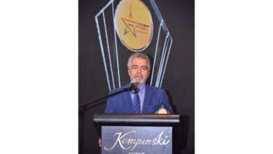 نقيب الفنانين المحترفين في لبنان جورج شلهوب يحصد جائزة الإبداع الفني ضمن مهرجان أفضل الدولي